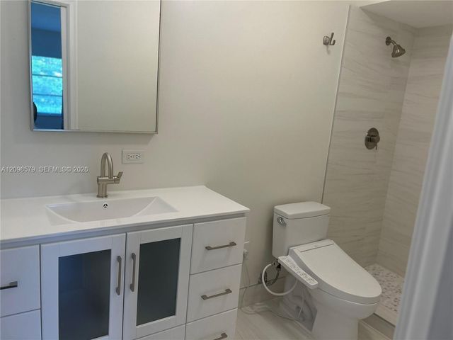 9005 SW 62nd Terrace 5-H, Miami, FL 33173