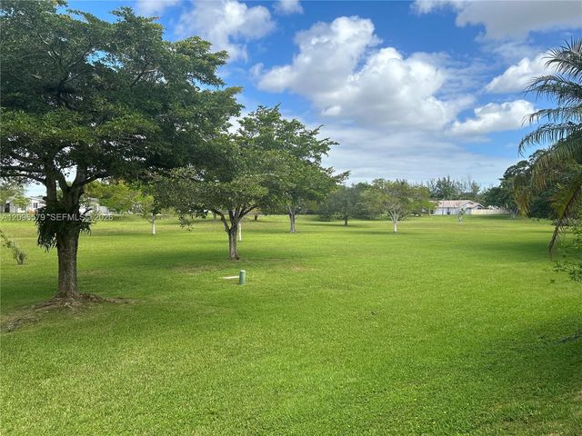 9005 SW 62nd Terrace 5-H, Miami, FL 33173