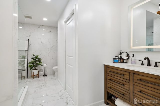 190 Market Street, Middlesex, NJ 08846