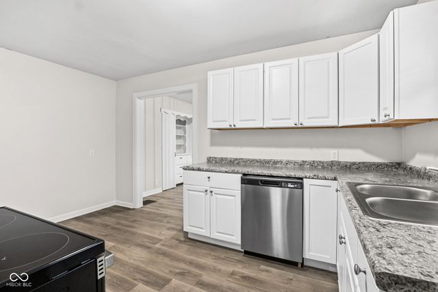 258 N 16th Avenue, Beech Grove, IN 46107