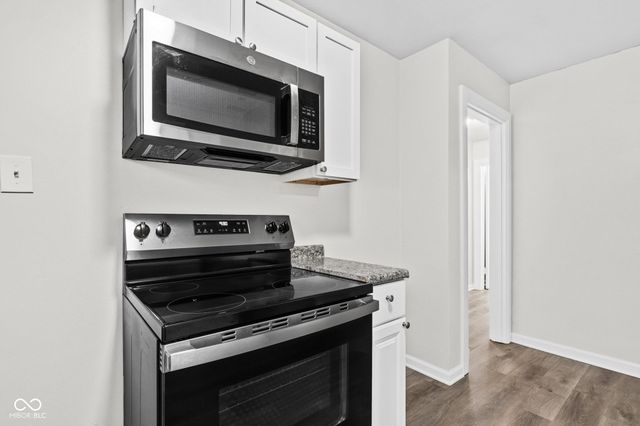 258 N 16th Avenue, Beech Grove, IN 46107