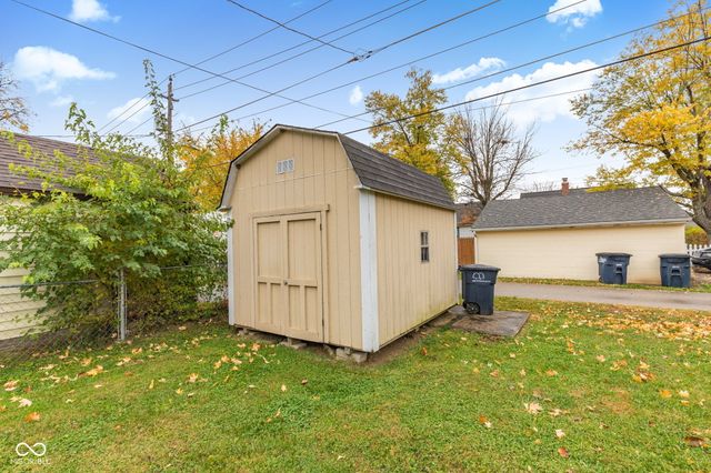 258 N 16th Avenue, Beech Grove, IN 46107