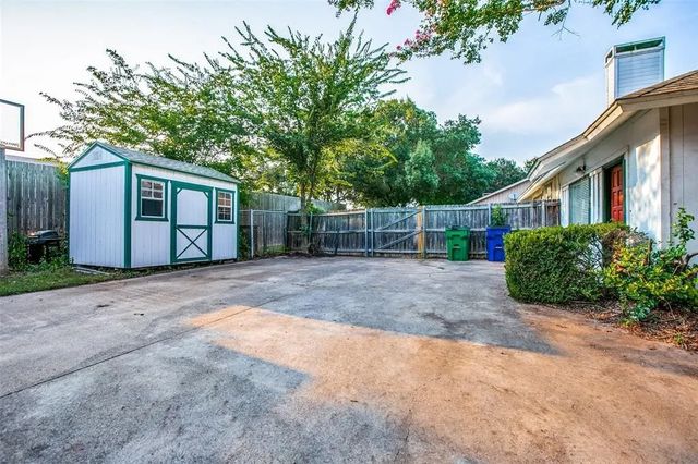 403 Gingerbread Lane, Waxahachie, TX 75165