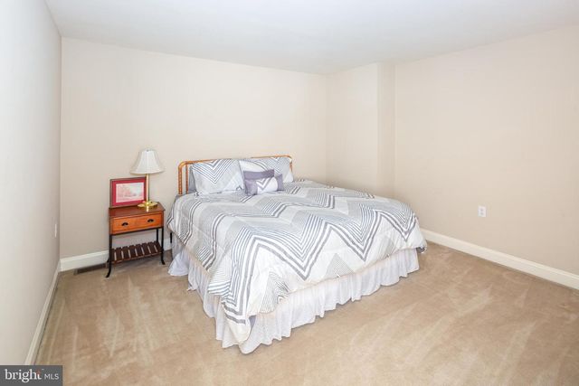 1703 YARDLEY DR, West Chester, PA 19380