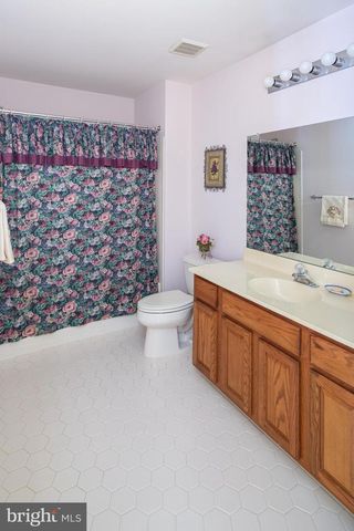 1703 YARDLEY DR, West Chester, PA 19380