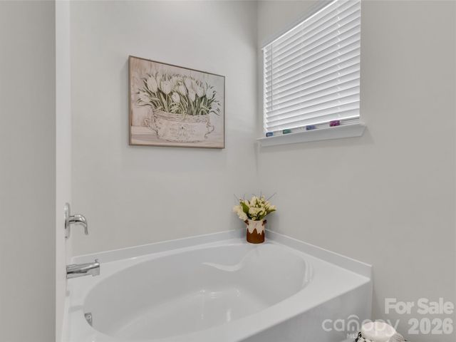 199 Farmwood Trail, Waynesville, NC 28786