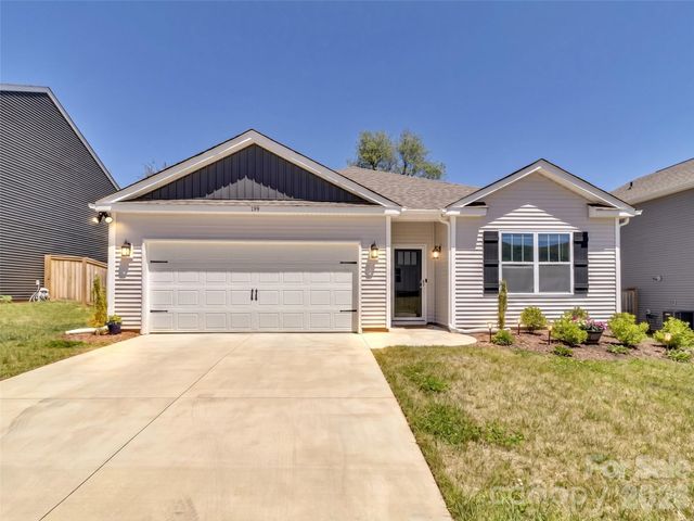 199 Farmwood Trail, Waynesville, NC 28786