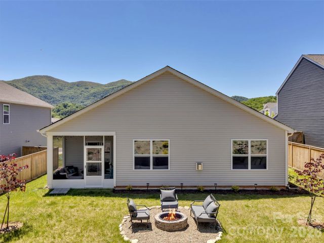 199 Farmwood Trail, Waynesville, NC 28786