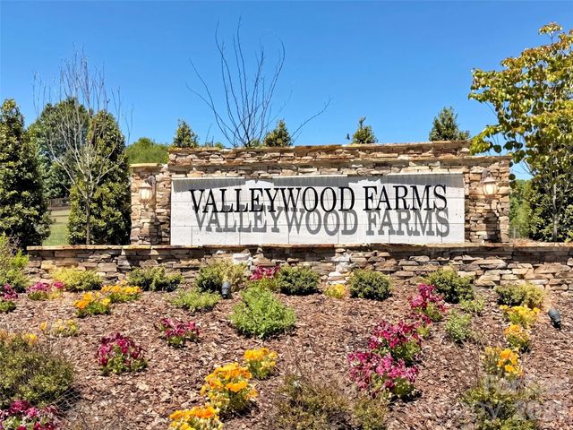 199 Farmwood Trail, Waynesville, NC 28786