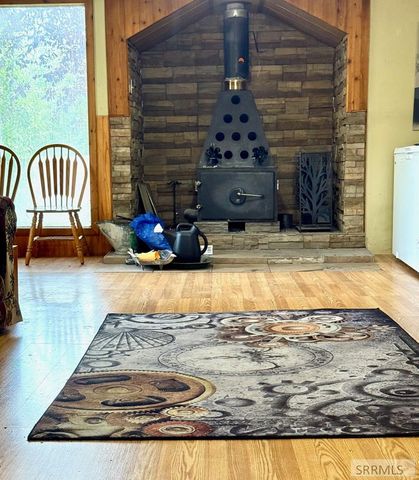 490 May Street, Idaho Falls, ID 83401