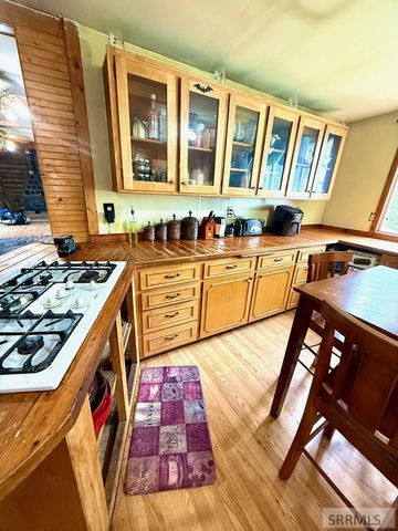 490 May Street, Idaho Falls, ID 83401