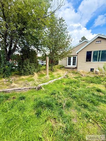 490 May Street, Idaho Falls, ID 83401