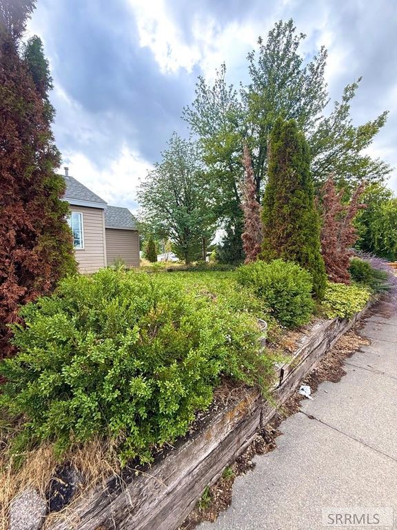 Image 35 of property listing at 490 May Street, Idaho Falls, ID 83401