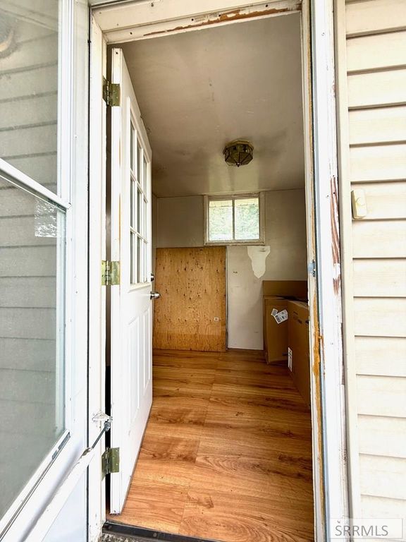 Image 7 of property listing at 490 May Street, Idaho Falls, ID 83401