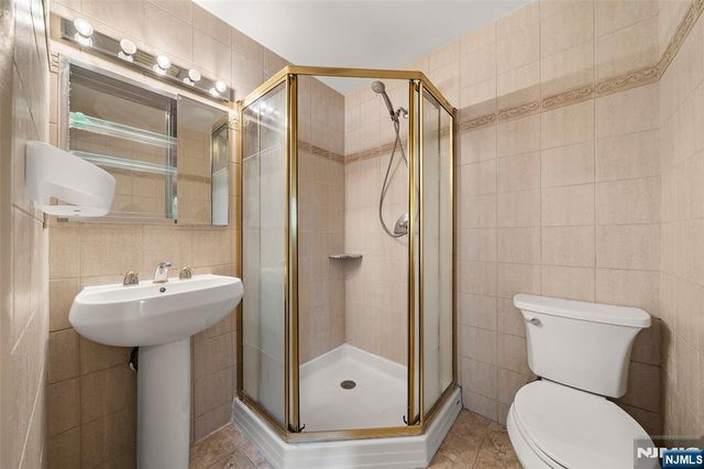 155 Zabriskie Place, River Edge, NJ 07661