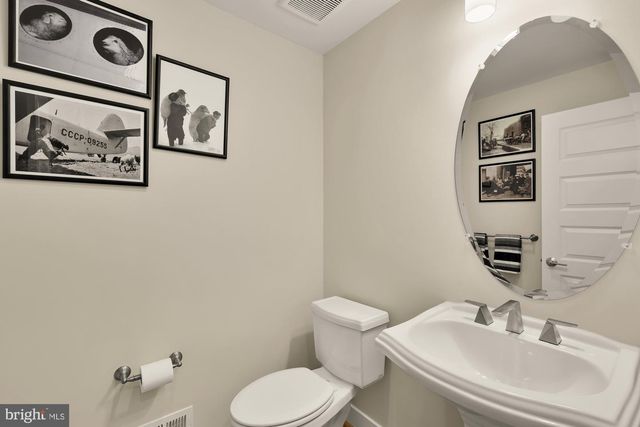 5113 MACON RD, Rockville, MD 20852