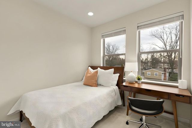 5113 MACON RD, Rockville, MD 20852