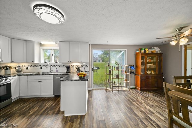 9142 Mount Vernon Drive, Streetsboro, OH 44241