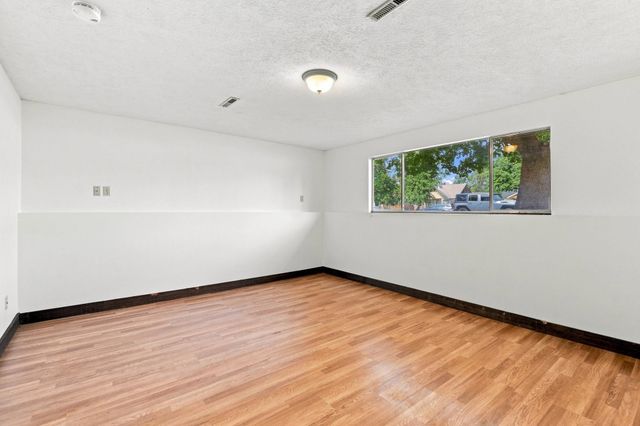 2124 E Sinto Ave, Spokane, WA 99202