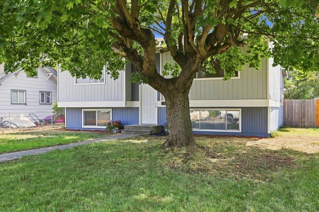 2124 E Sinto Ave, Spokane, WA 99202