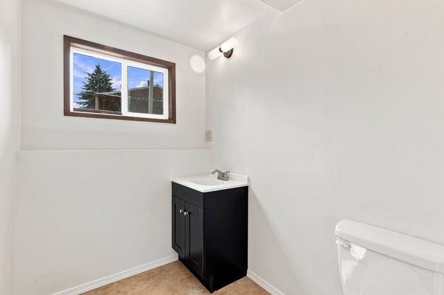 2124 E Sinto Ave, Spokane, WA 99202