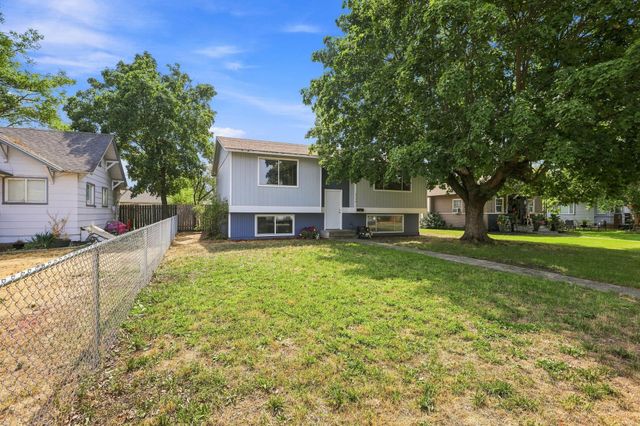 2124 E Sinto Ave, Spokane, WA 99202