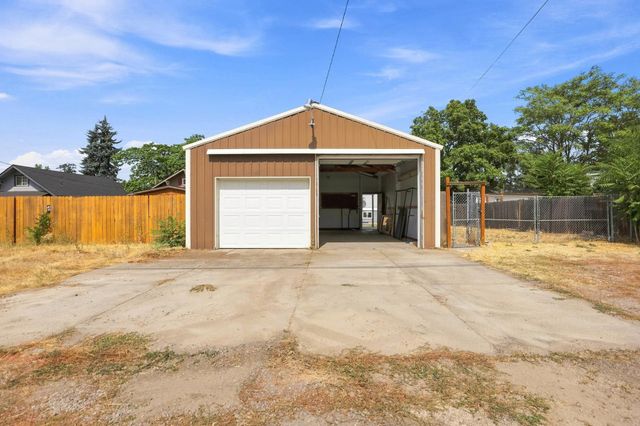 2124 E Sinto Ave, Spokane, WA 99202
