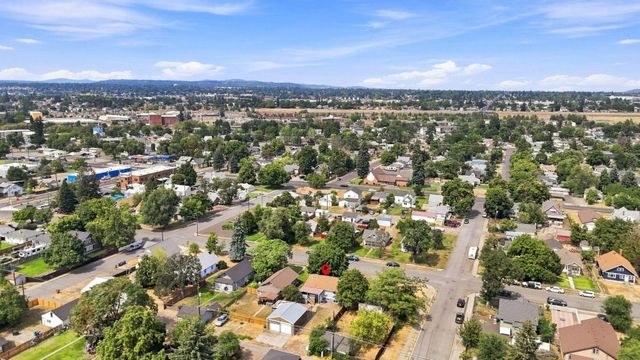 2124 E Sinto Ave, Spokane, WA 99202