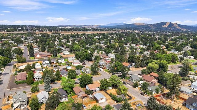 2124 E Sinto Ave, Spokane, WA 99202