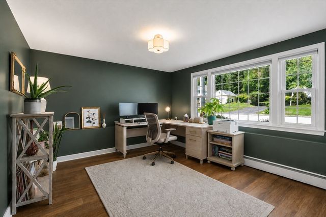 11 Longmeadow Road, Medfield, MA 02052
