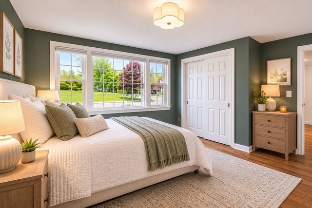 11 Longmeadow Road, Medfield, MA 02052