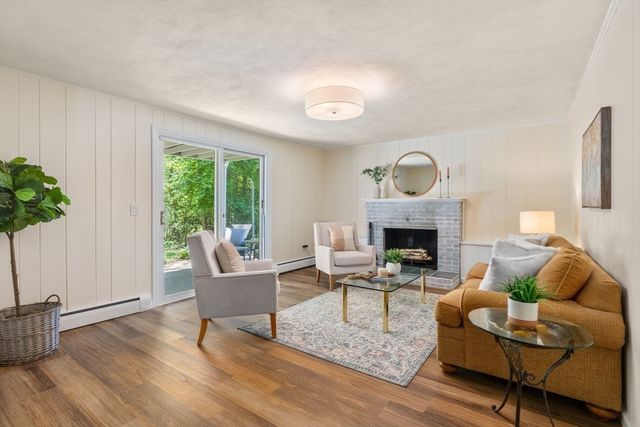 11 Longmeadow Road, Medfield, MA 02052