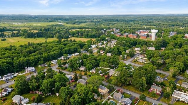 11 Longmeadow Road, Medfield, MA 02052