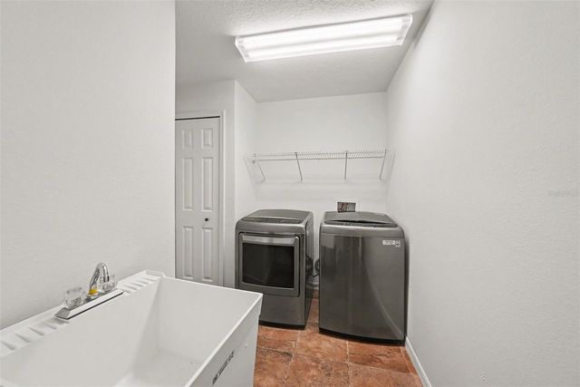 4227 BALINGTON DRIVE, Valrico, FL 33596