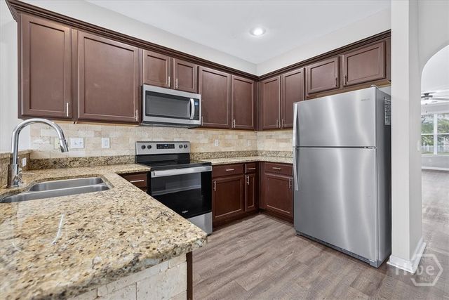 22 Godley Park Way, Savannah, GA 31407