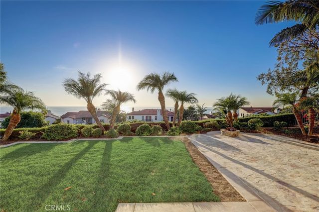 10 Tasman Sea, Newport Coast, CA 92657