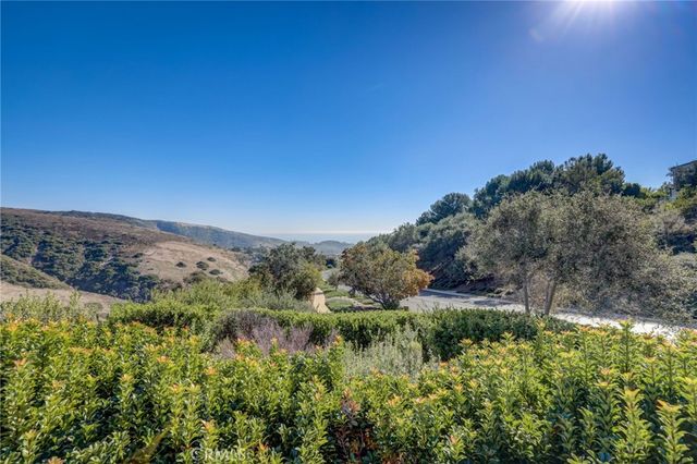 10 Tasman Sea, Newport Coast, CA 92657