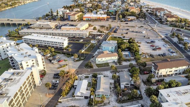 148 98TH AVENUE, Treasure Island, FL 33706