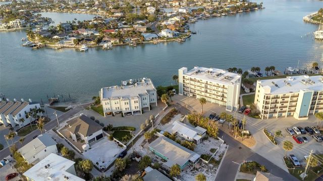 148 98TH AVENUE, Treasure Island, FL 33706