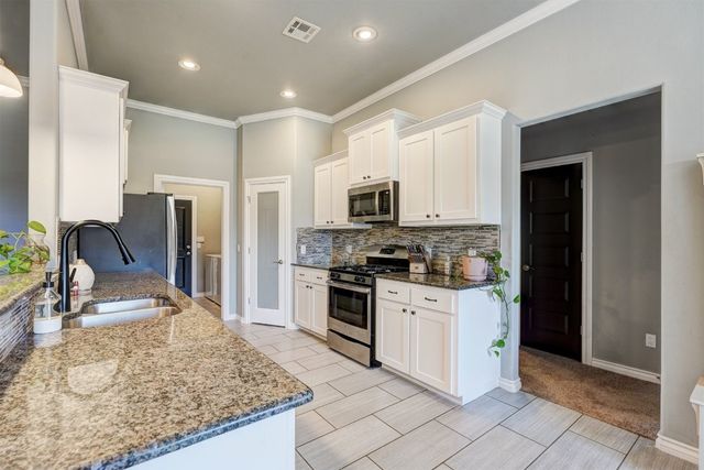 18212 Bridlington Drive, Edmond, OK 73012
