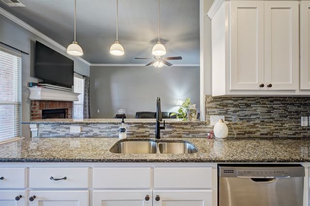18212 Bridlington Drive, Edmond, OK 73012