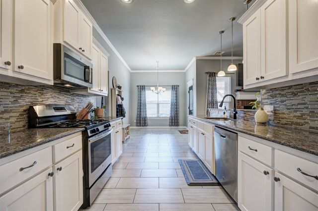 18212 Bridlington Drive, Edmond, OK 73012