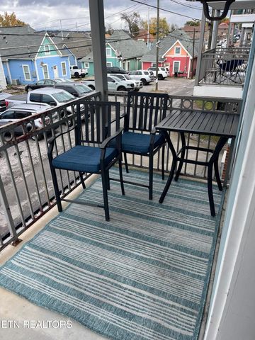 1611 Queen Anne Way, Knoxville, TN 37916