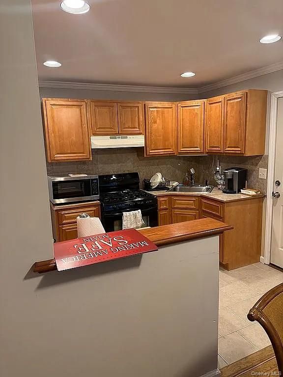 584 8th Street, West Hempstead, NY 11552 — photo 2