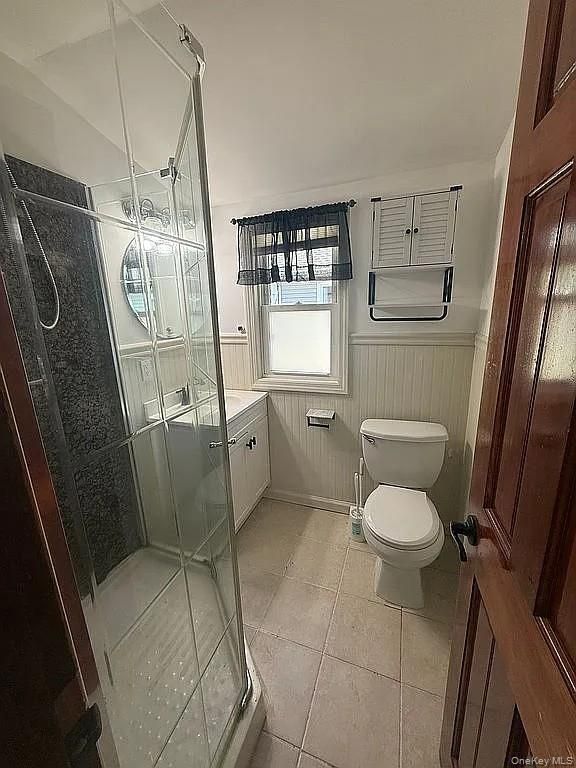 584 8th Street, West Hempstead, NY 11552 — photo 3