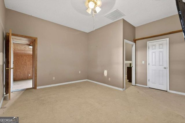 367 Big Pond Road, Taylorsville, GA 30178