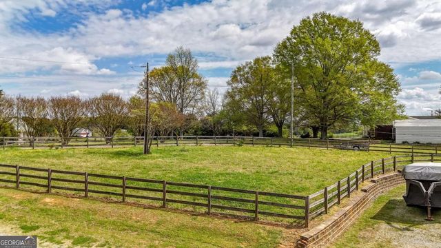 367 Big Pond Road, Taylorsville, GA 30178