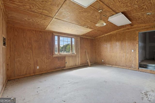 367 Big Pond Road, Taylorsville, GA 30178