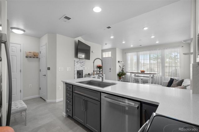 16170 E Geddes Lane 15, Aurora, CO 80016
