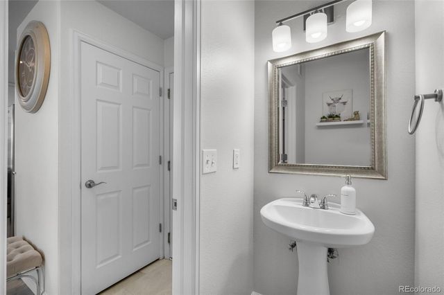 16170 E Geddes Lane 15, Aurora, CO 80016
